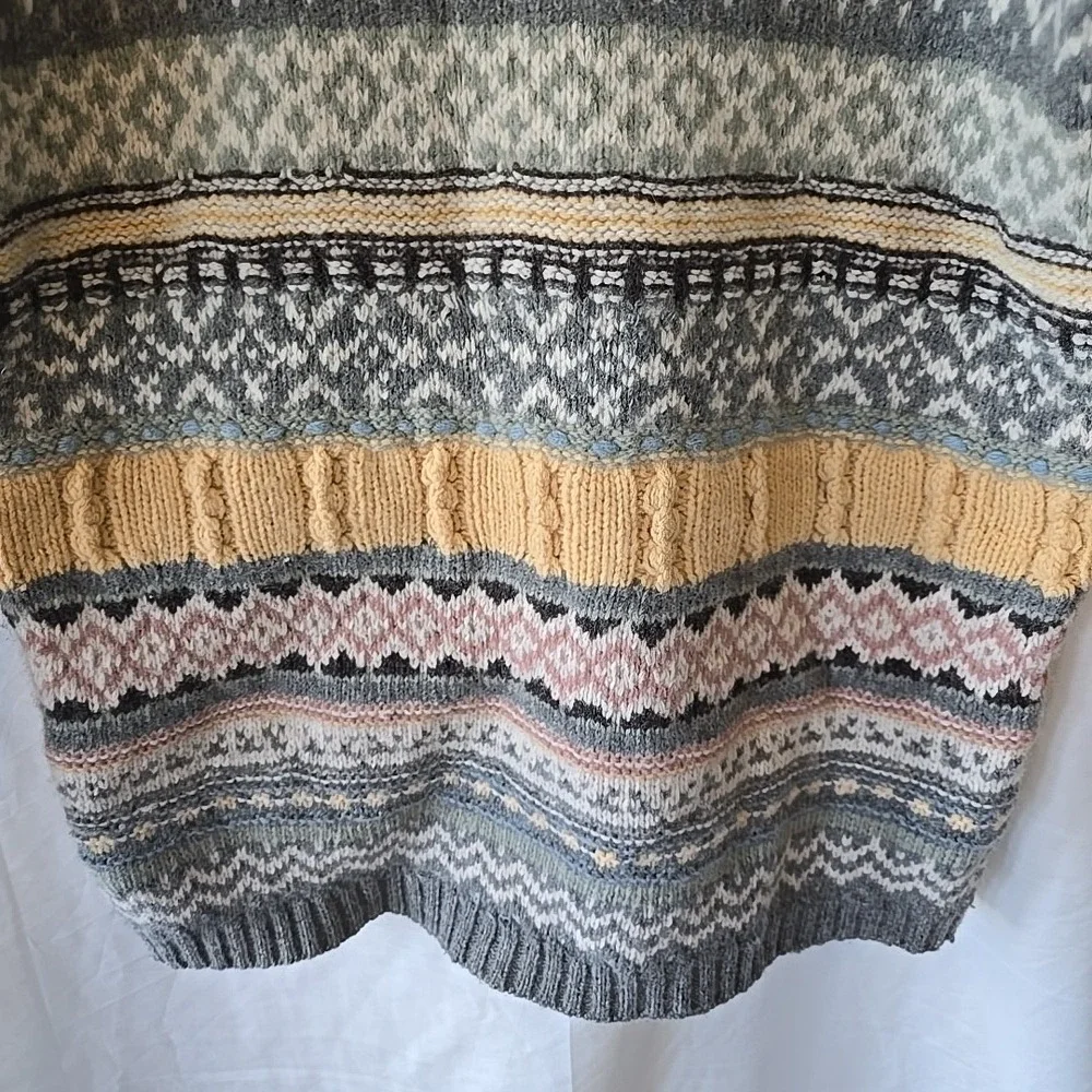 CHAUS Sport Womens S 100% Lambswool Pink Gray Yellow Stripe‎ Pullover Sweater